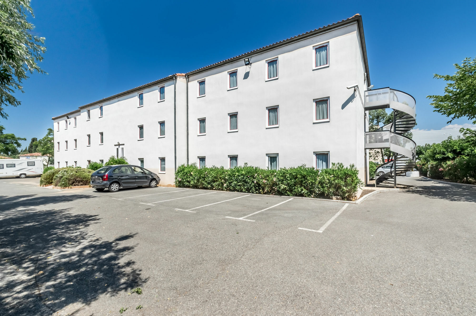 B&B HOTEL Fréjus Roquebrune-sur-Argens Exterior foto
